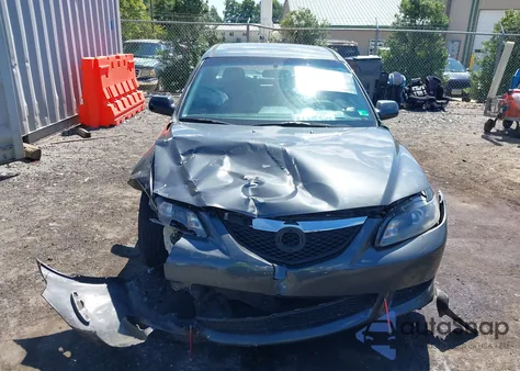 2004 Mazda 6 S z USA, uszkodzony, nr VIN 1YVHP80D945N15582